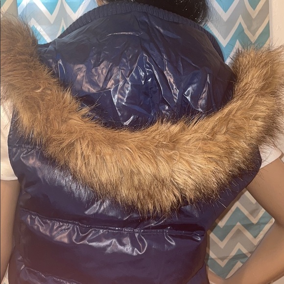 Victoria Secret Pink Puffer Vest - Picture 3 of 11